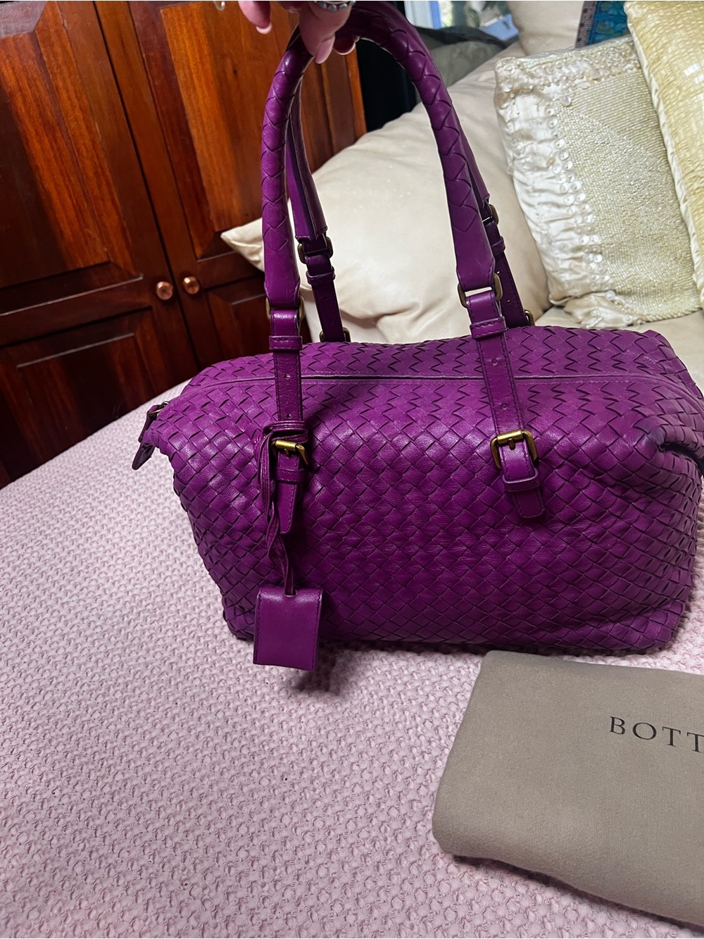 Bottega Veneta Montaigne Intrecciato Nappa Leather Satchel Purple w/ Lock Key